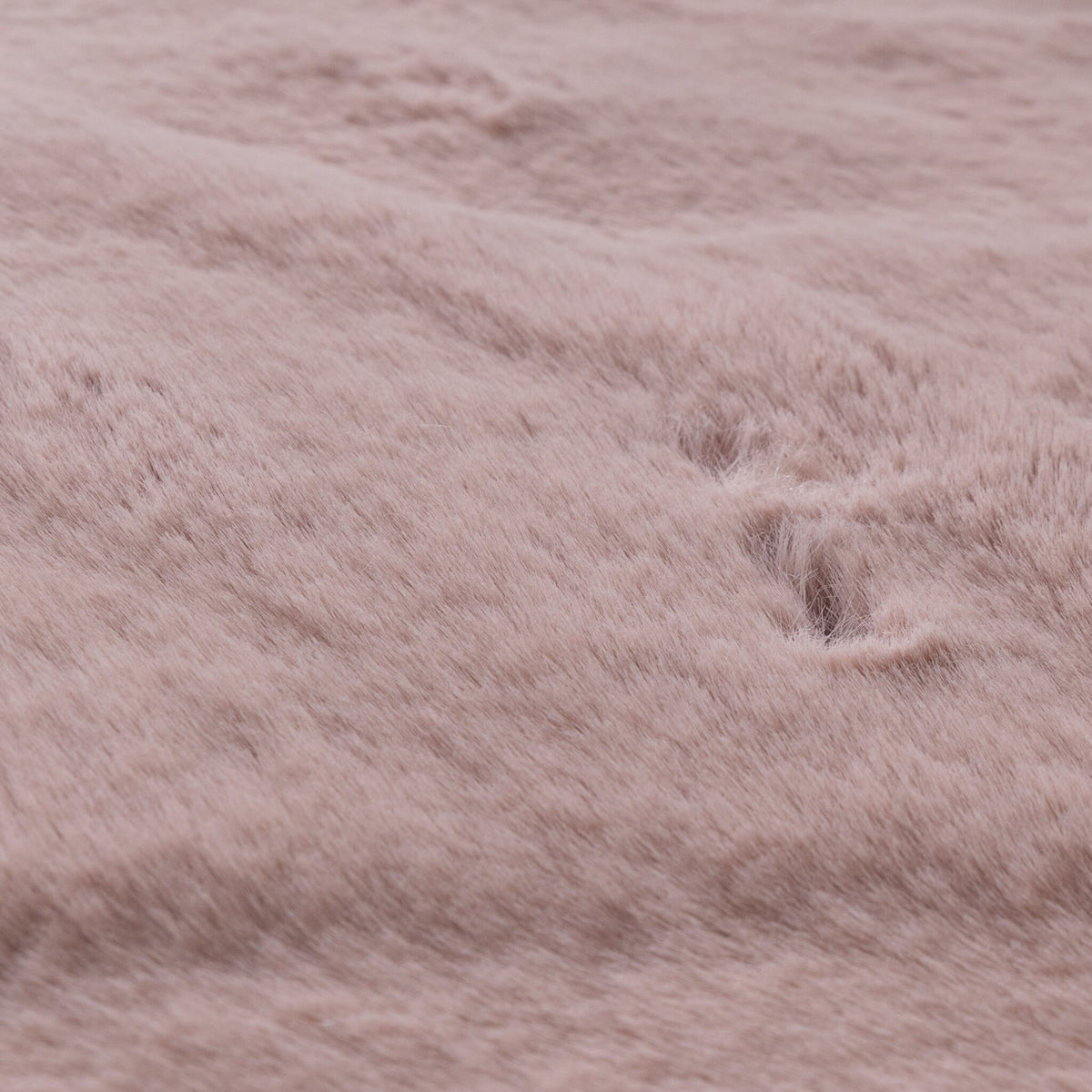 Round High Pile Rug - Comfy Supreme Pink