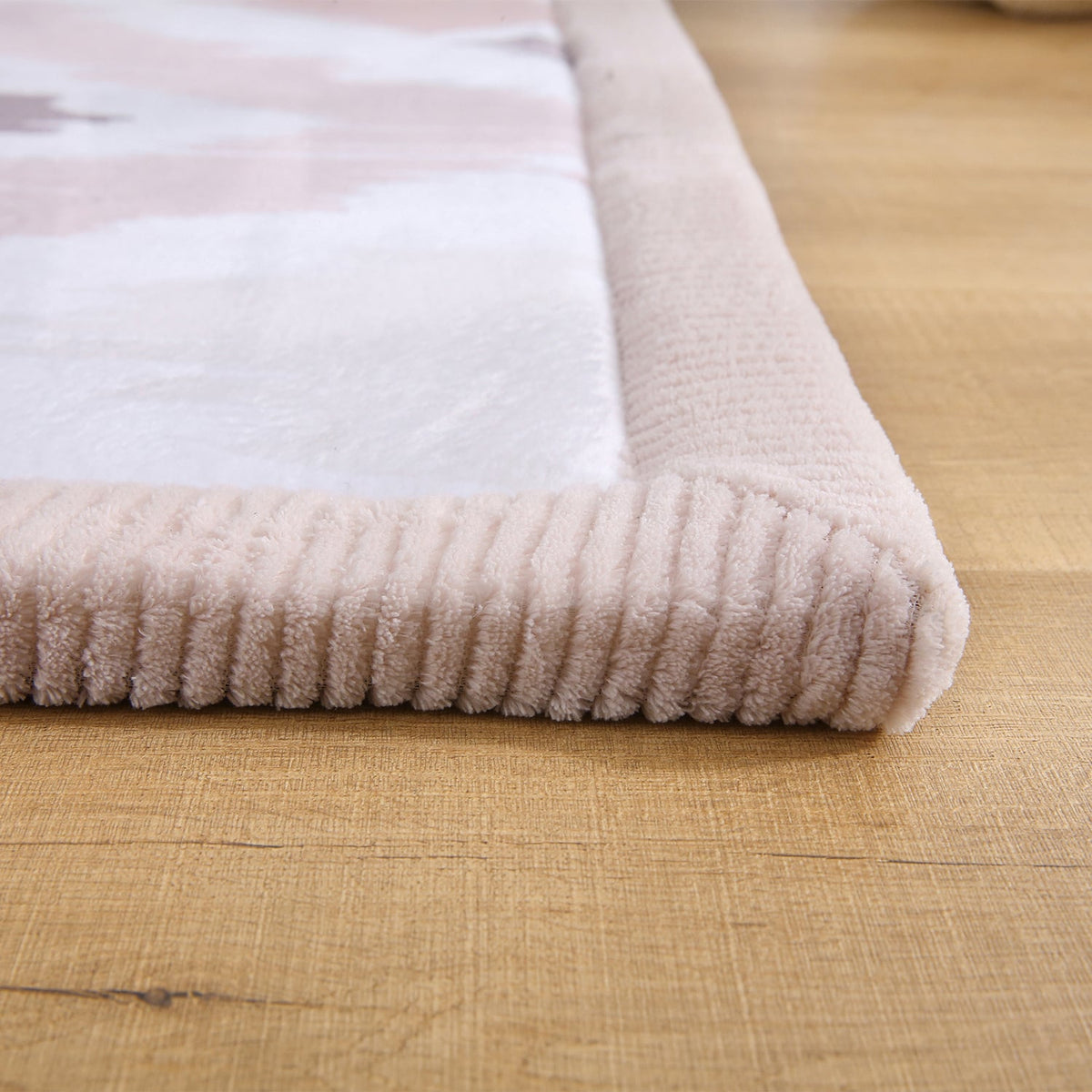 Soft XL Play Mat - Ozzy Diamond Pink