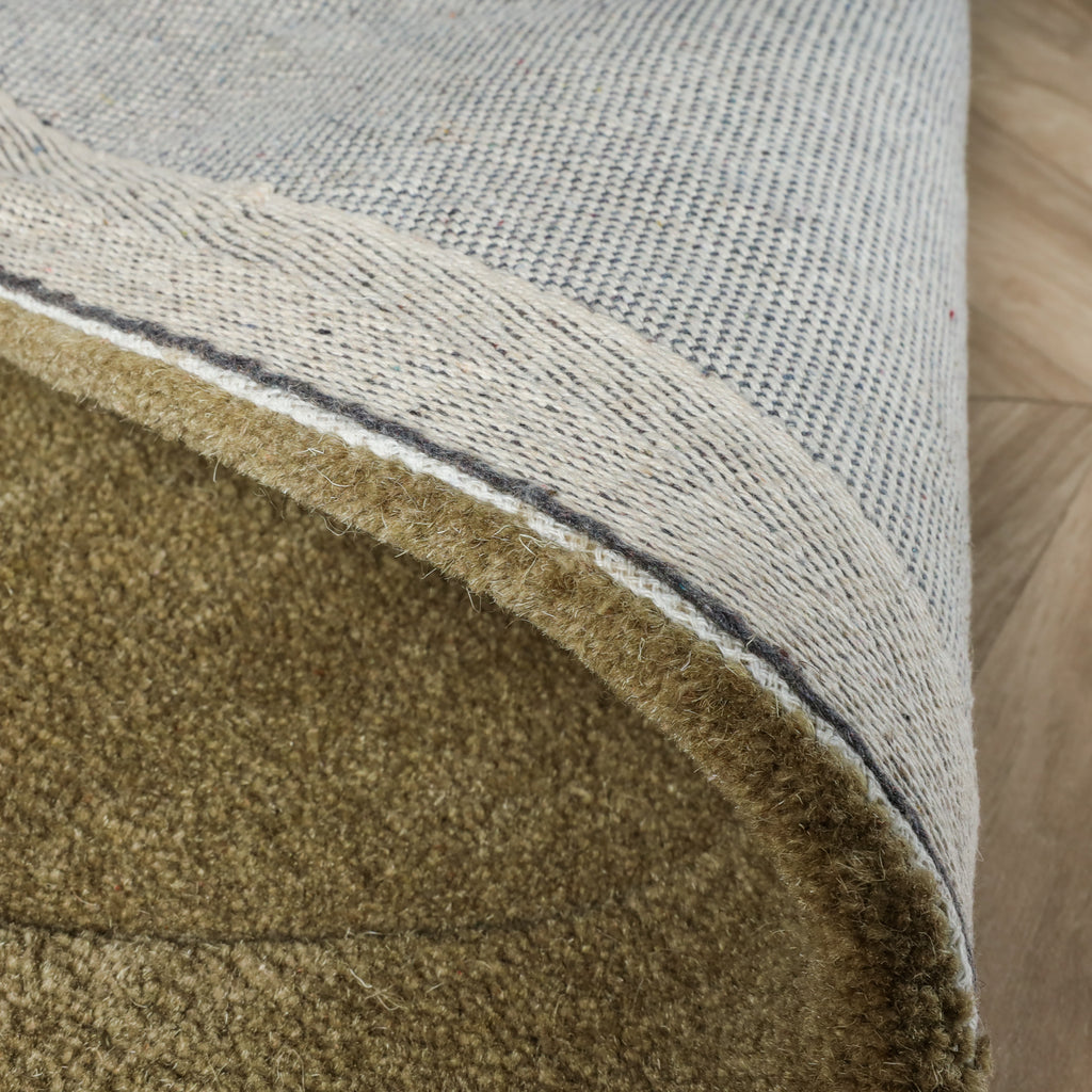 Wool rug - Isara Border Olive Green