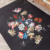 Tapis à fleurs - Florine Noir/Bleu - thumbnail 2